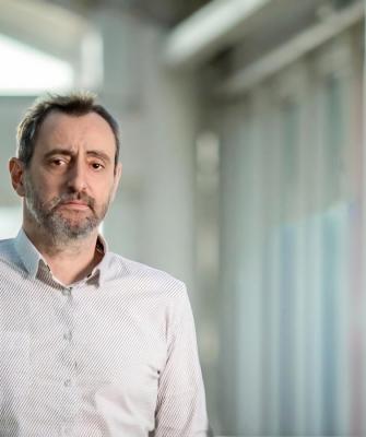 Χάρης Καρώνης,