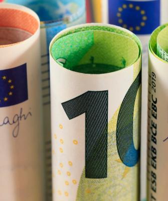 Χαρτονομίσματα ευρώ κοντινό