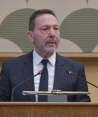 Γιάννης Στουρνάρας