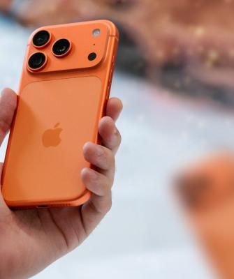 iPhone 17