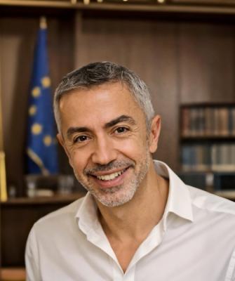 Μανώλης Καραπιδάκης