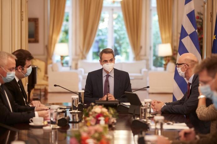 Mitsotakis, Pierrakakis, 5G