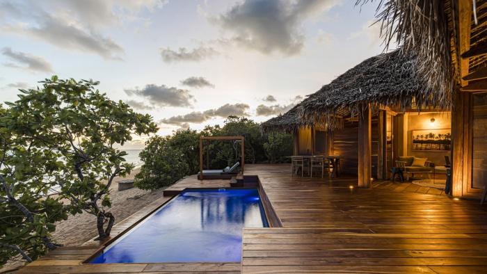 https://www.banyantree.com/mozambique/ilha-caldeira