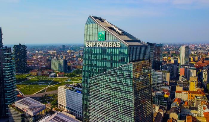 Κτίριο της BNP Paribas στο Μιλάνο BNP Paribas