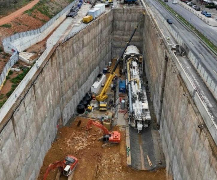 businessdaily-Metro-AVAX