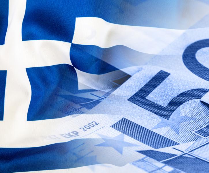 Ελληνική σημαία και ευρώ