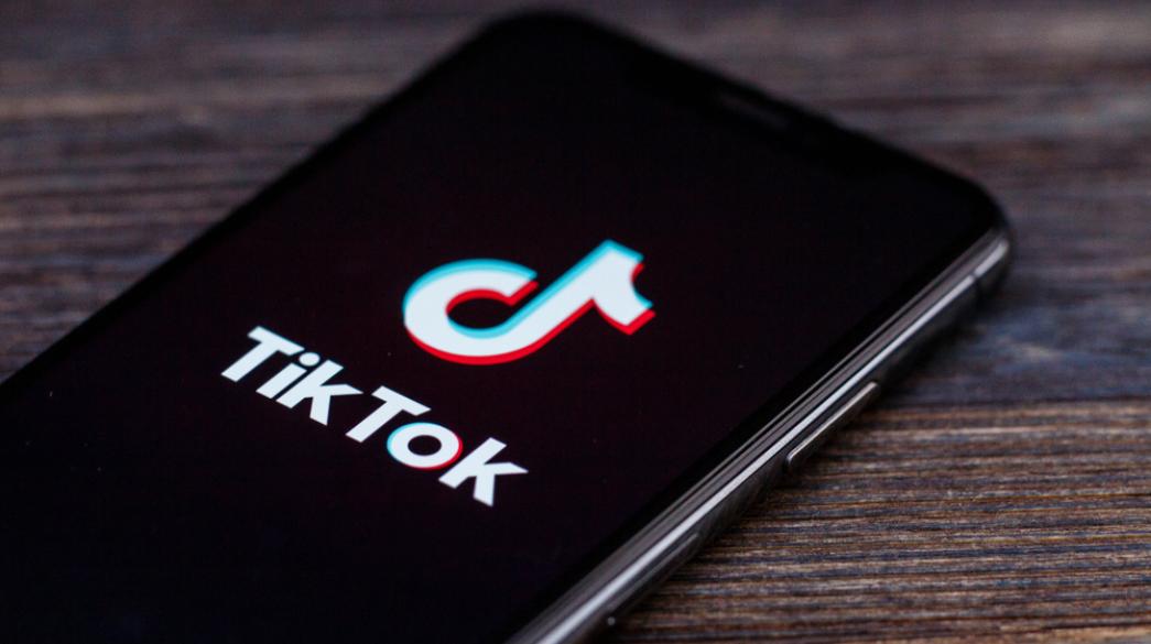 Εφαρμογή TikTok οθόνη κινητού Λογότυπο TikTok κινητό
