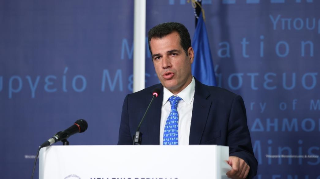 Θάνος Πλεύρης