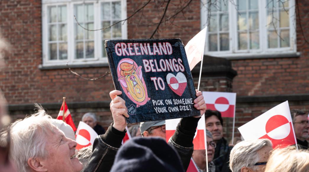 Διαδήλωση κατά ΔΤιρααμμαπρτυρία για τη Γροιλανδία