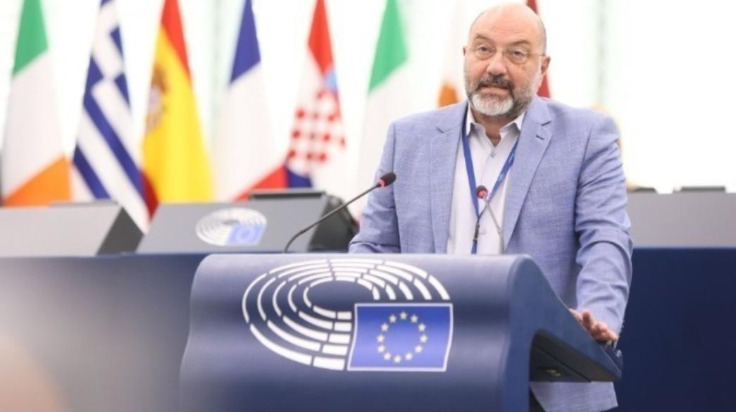 Αρναούτογλου