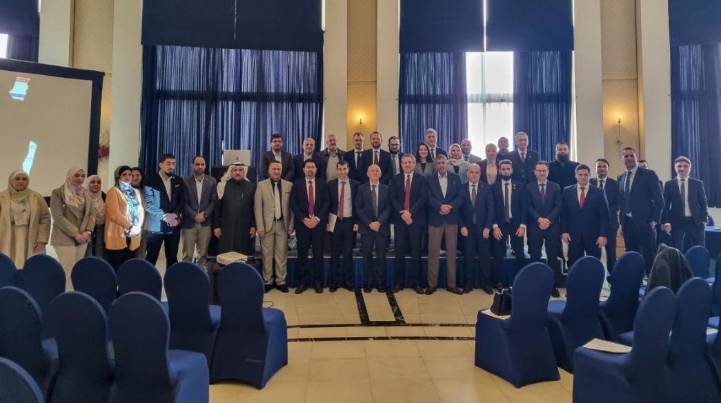 Άτομα στη σύνοδο της Med-TSO