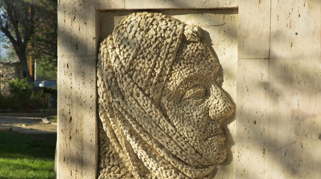 Η «Τραγουδίστρια της Νίκης» στο έπος του 1940, Σοφία Βέμπο Σοφία Βέμπο