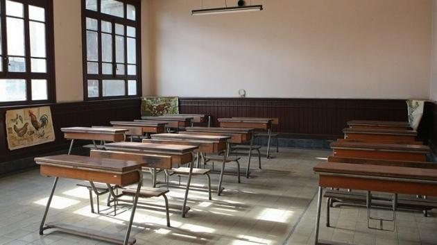 Άδεια σχολική τάξη