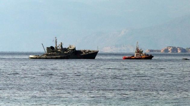 Αλιευτικό πλοίο στη θάλασσα