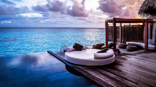 Πολυτελές παραθαλάσσιο ξενοδοχείο