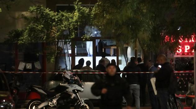 Αστυνομία σε έρευνα νύχτα