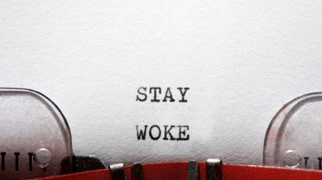 Μήνυμα stay woke