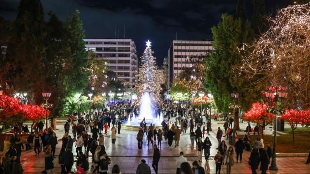 Αθήνα, Χριστούγεννα, Χριστουγεννιάτικο δέντρο