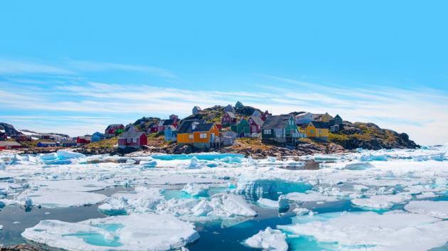 Χωριό Γροιλανδίας πάγοι