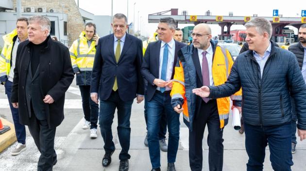 Νίκος Ταχιάος επί τόπου