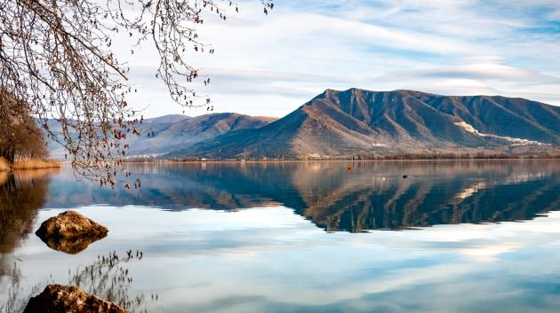 Λίμνη Ορεστιάδα Καστοριάς