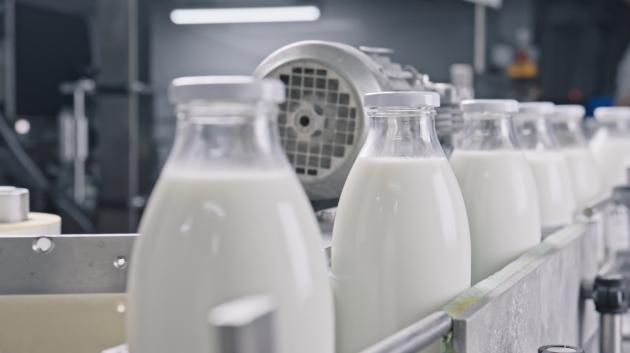 Γυάλινα μπουκάλια γάλα