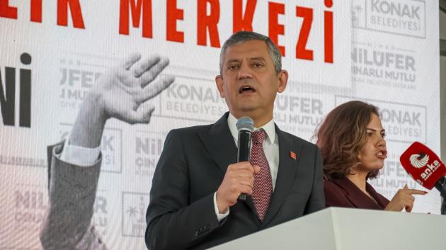 Οζγκιούρ Οζέλ ομιλία