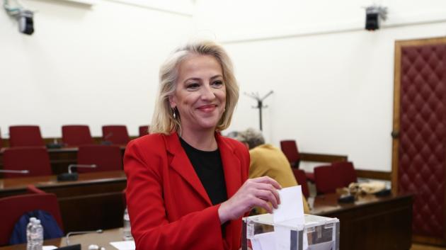 Ρένα Δούρου