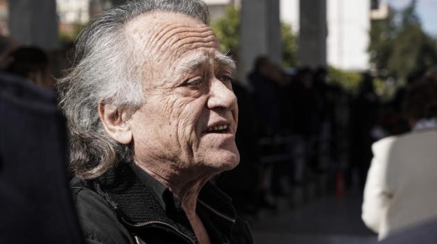 Ο Νίκος Καλογερόπουλος αποθανών ηθοποιός