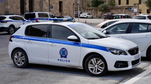 Ελληνικό αστυνομικό όχημα