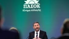 Νίκος Ανδρουλάκης στο βήμα
