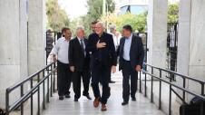 Ο Γιώργος Παπανδρέου στην κηδεία της μητέρας του Μαργαρίτας.