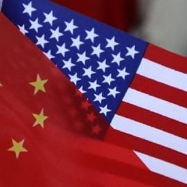 Σημαίες Κίνας και ΗΠΑ