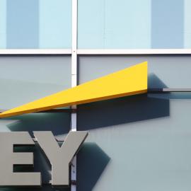 Λογότυπο Ernst & Young