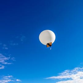 μετεωρολογικό μπαλόνι ουρανός