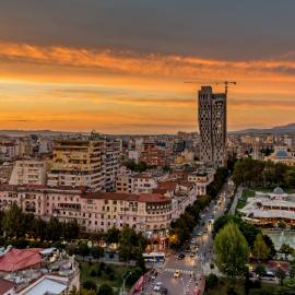 Κέντρο Τιράνων ηλιοβασίλεμα