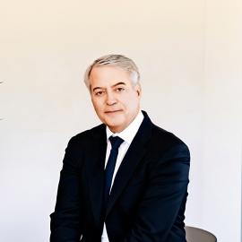 Απόστολος Ταμβακάκης επιχειρηματίας