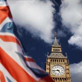 Μπιγκ Μπεν και σημαία