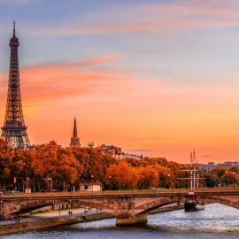 Φθινοπωρινό Παρίσι στον Σηκουάνα