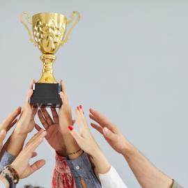 Βραβείο εταιρείας χέρια