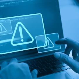 Κυβερνοασφάλεια προειδοποίηση laptop
