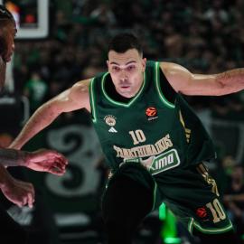 Παίκτης Παναθηναϊκού μπάσκετ