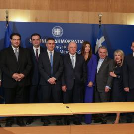 Άτομα της κυβέρνησης και των τραπεζών