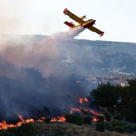 Πυροσβεστικό αεροσκάφος πυρκαγιά