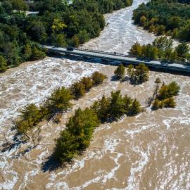 Πλημμυρισμένο ποτάμι