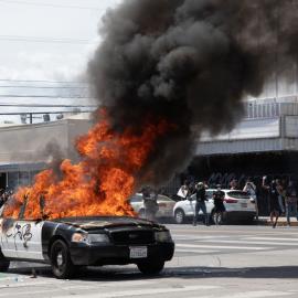 Καμένο περιπολικό