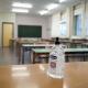 Αντισηπτικό σε σχολική τάξη